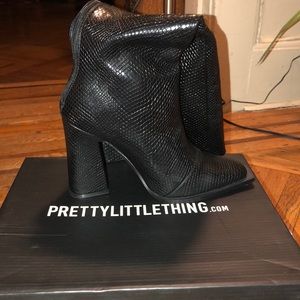 NEW BLACK CROC CALF BOOT